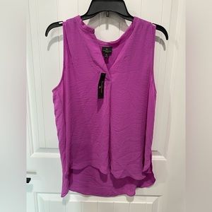 Women’s sleeveless top